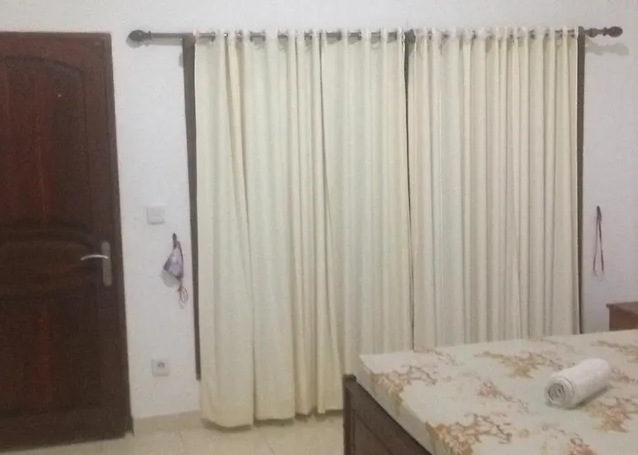 ゲストハウス 69 Homestay ウルワツ